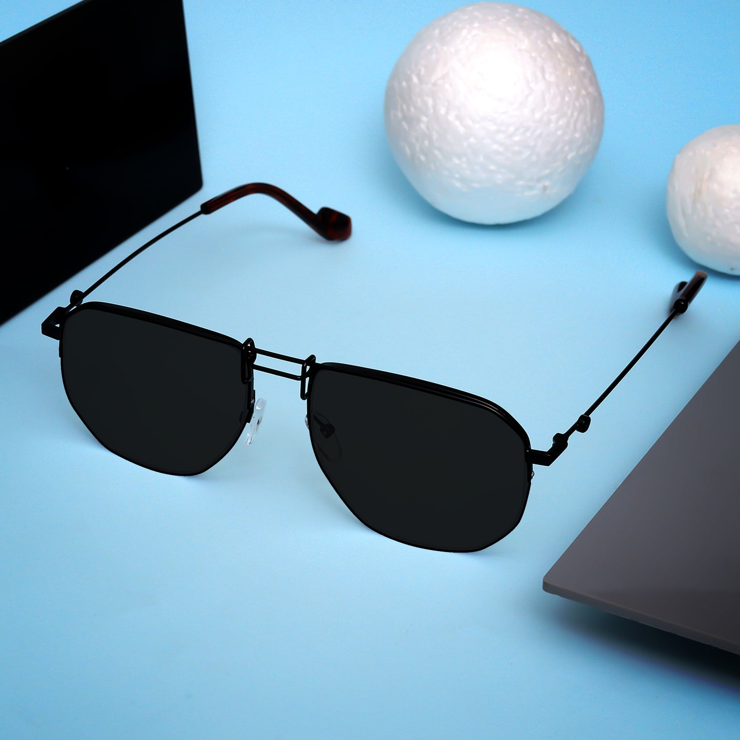 Ploy Black And Black Retro Square Sunglasses