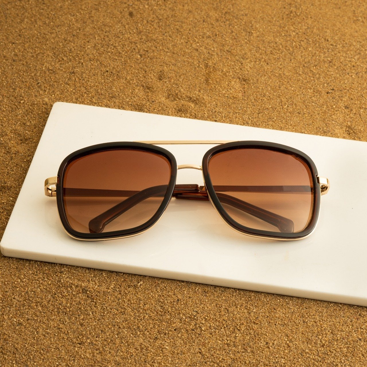 Classy Arlan Gold And Brown Gradient Edition Sunglasses