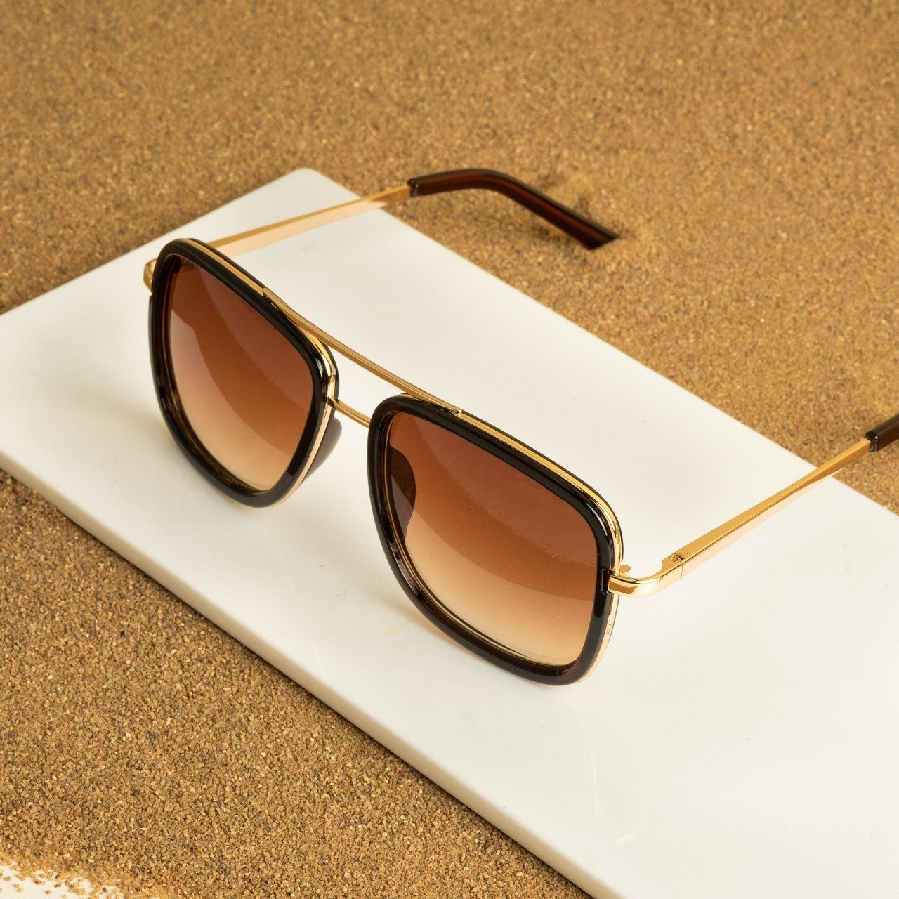 Classy Arlan Gold And Brown Gradient Edition Sunglasses