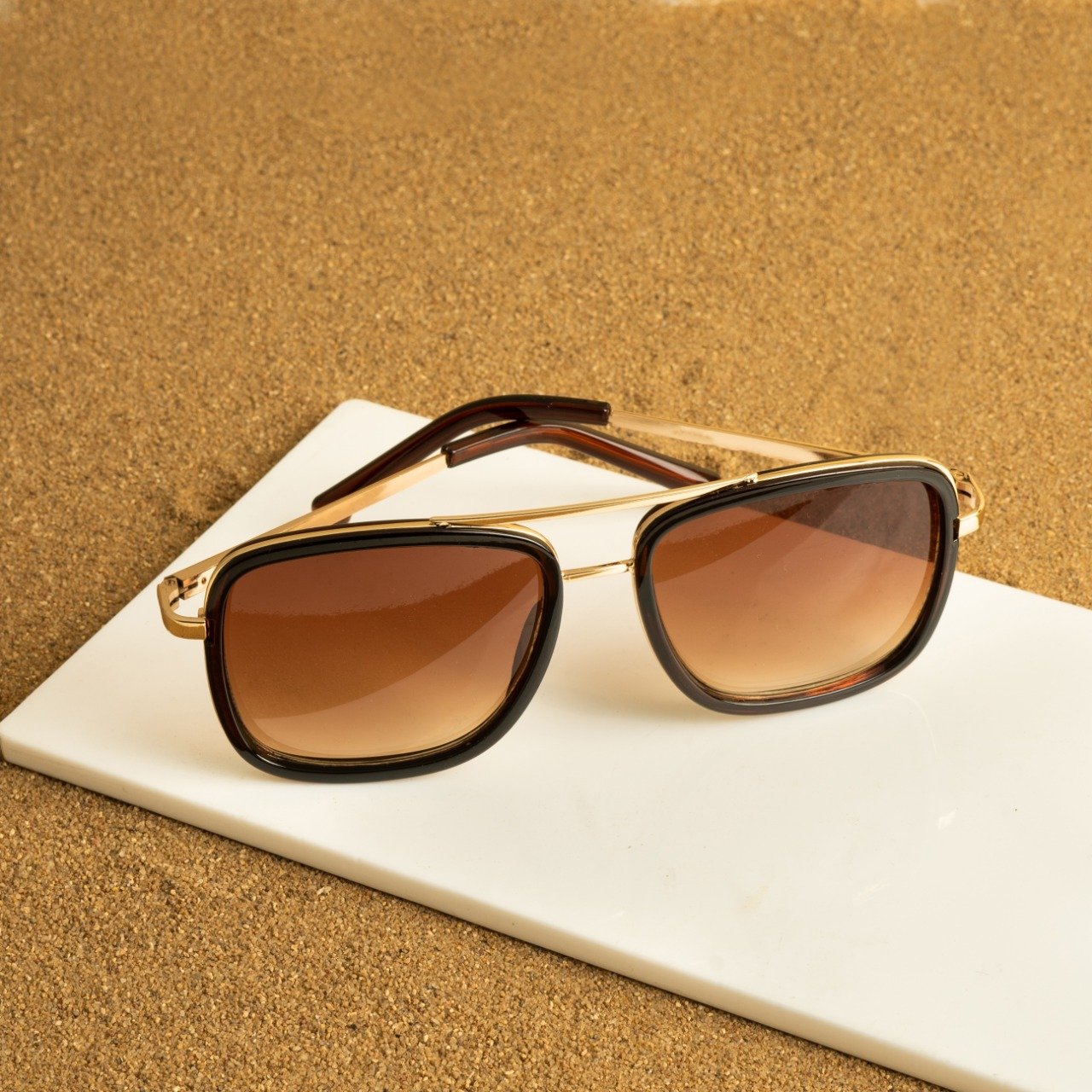 Classy Arlan Gold And Brown Gradient Edition Sunglasses