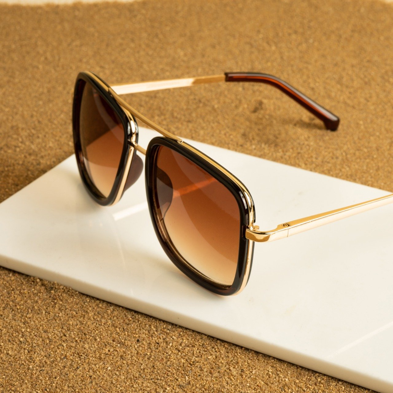 Classy Arlan Gold And Brown Gradient Edition  Sunglasses